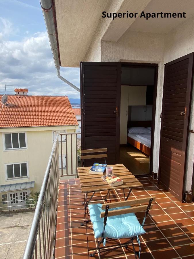 Apartments Zivko Malinska Ngoại thất bức ảnh